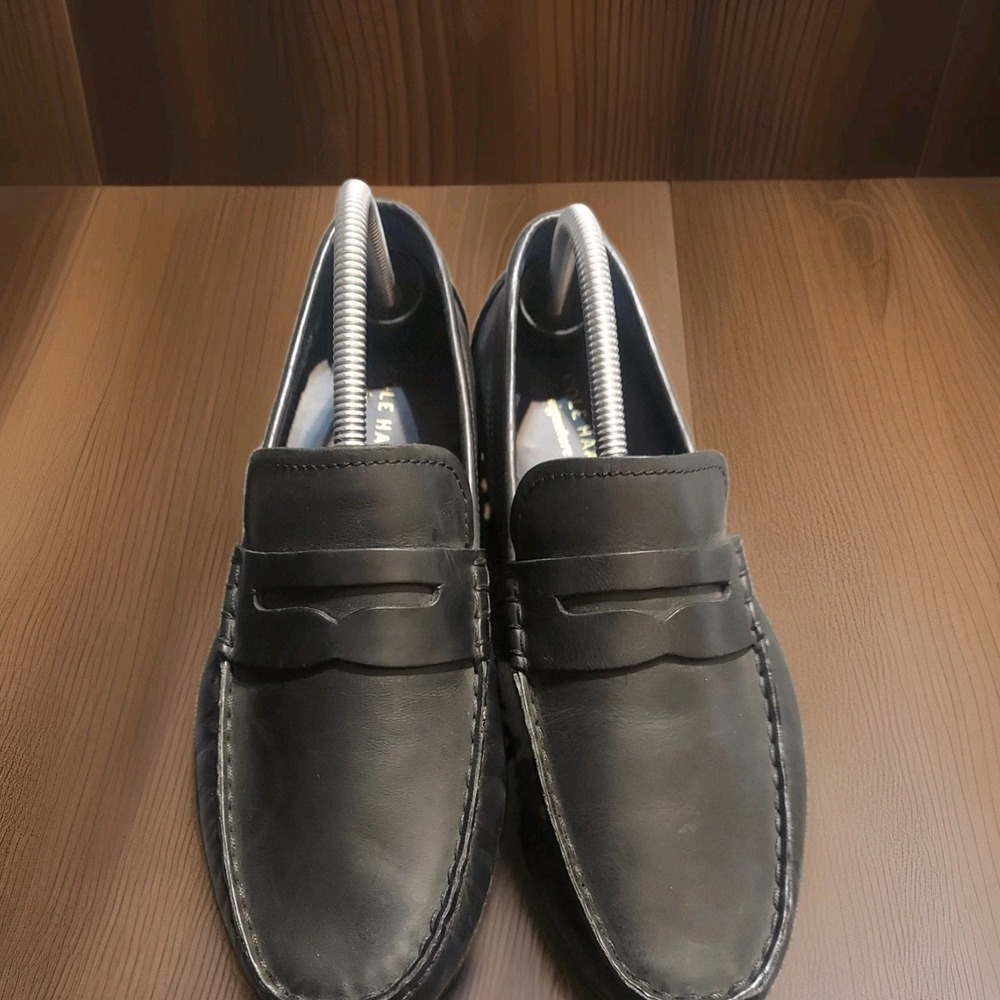Cole Haan Men's Black Penny Loafers Size 9.5 M Preppy Dress Shoes Leather